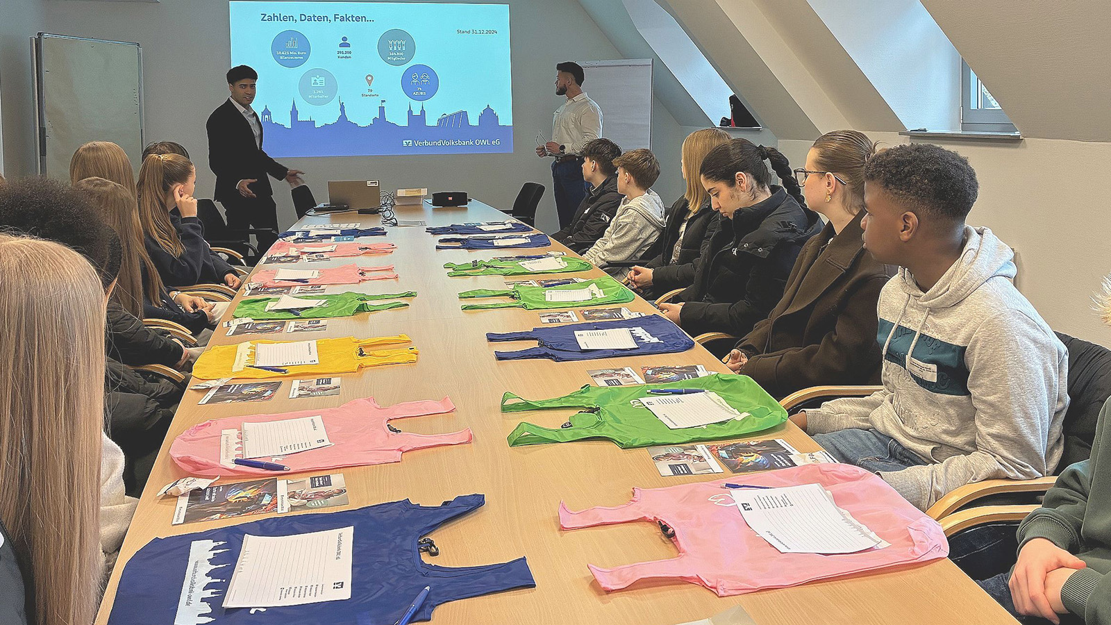 Neunter länderübergreifender „Tag der offenen Betriebstür“ in Höxter, Holzminden und Beverungen 