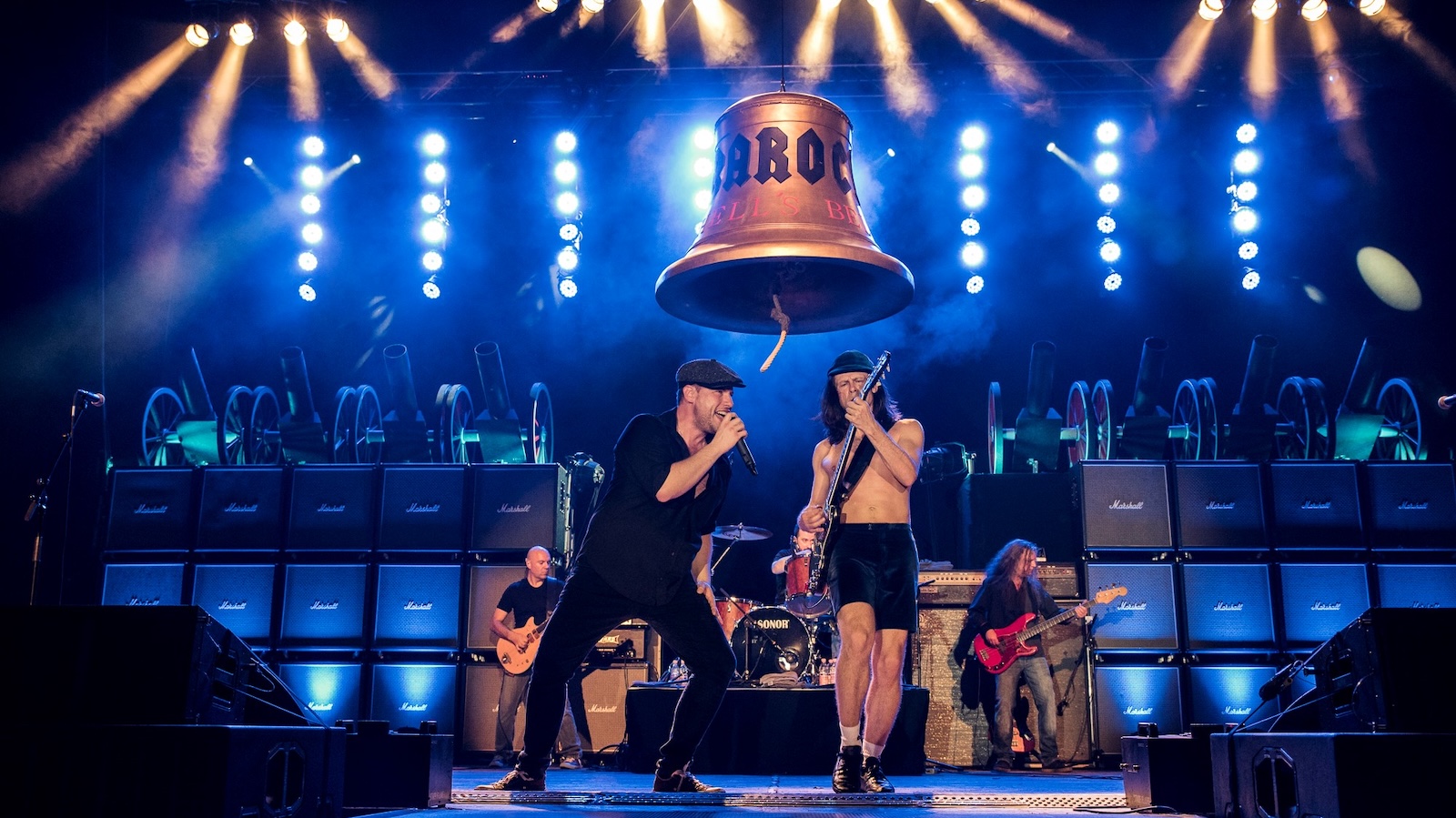 BAROCK bringen AC/DC-Sound  in die Stadthalle Beverungen 