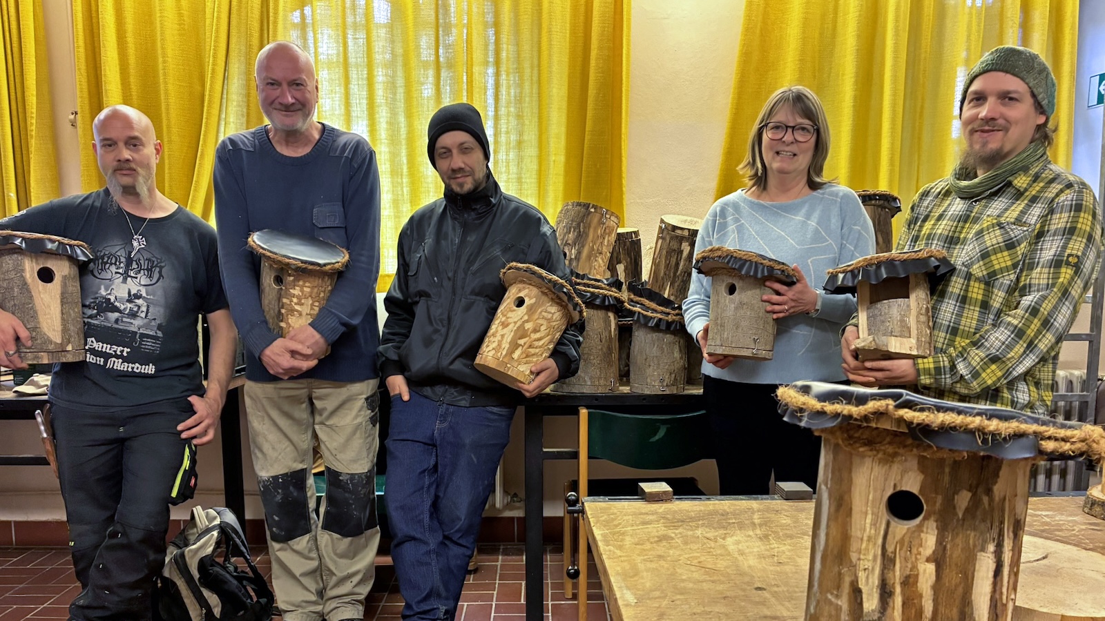 Nistkästen für den Garten: Projekt AGH Bielenberg verschenkt selbstgebaute Vogelwohnungen